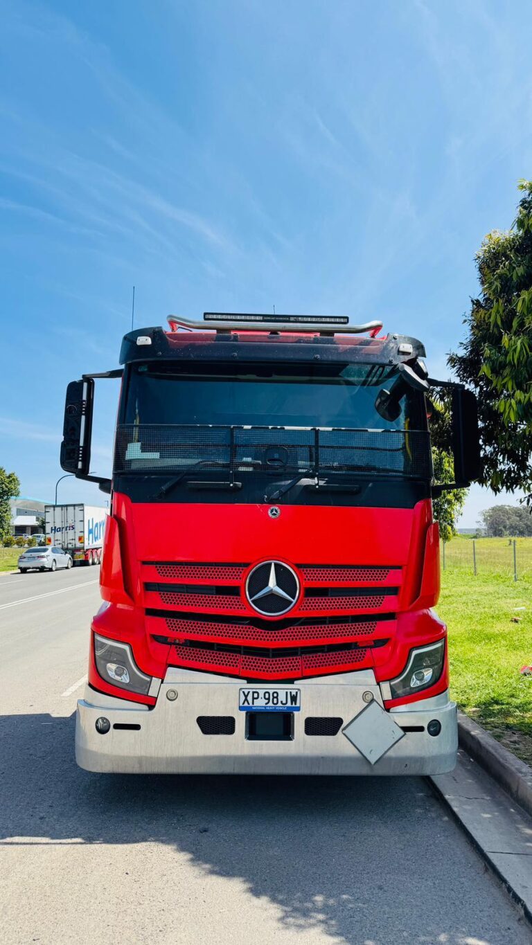 WhatsApp Image 2025-10-06 at 15.23.02