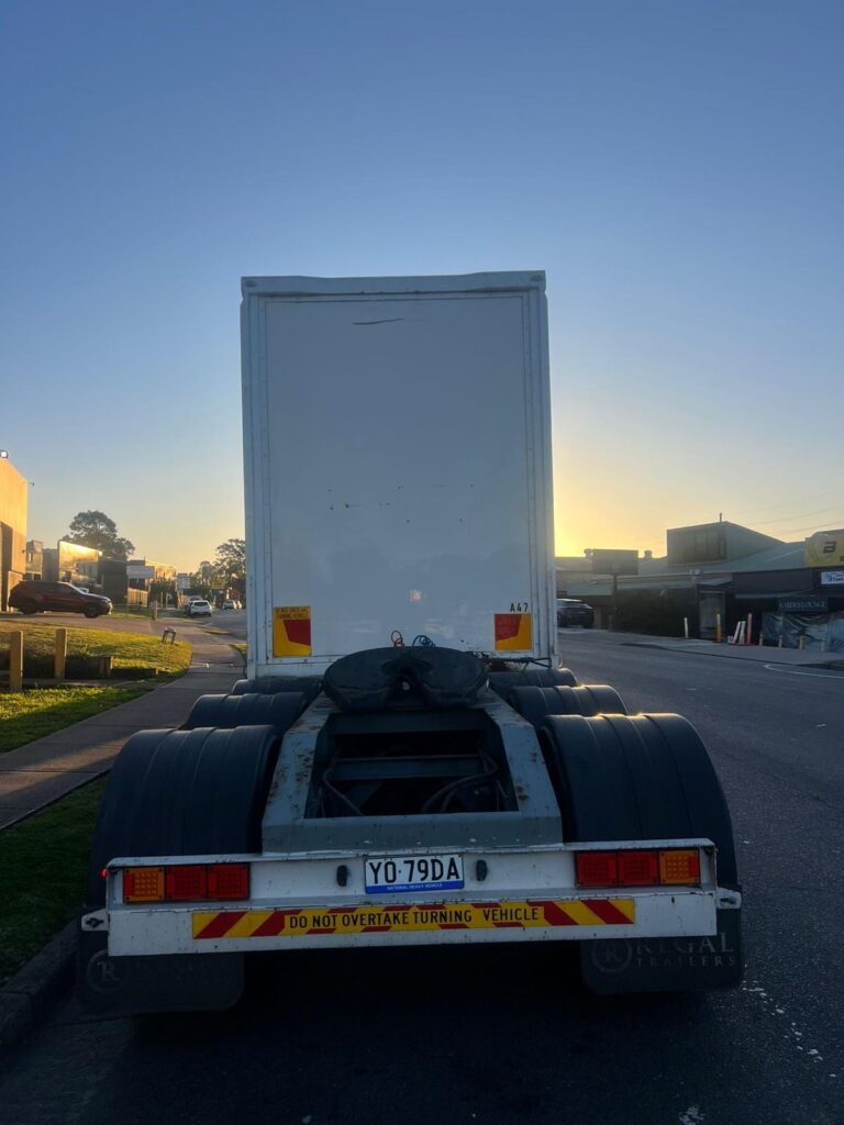 WhatsApp Image 2025-10-06 at 15.23.46 (2)